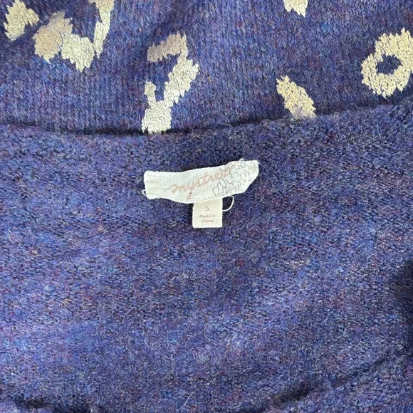 Mystree Leopard Print Gold Foil Sweater - Picture 3 of 4